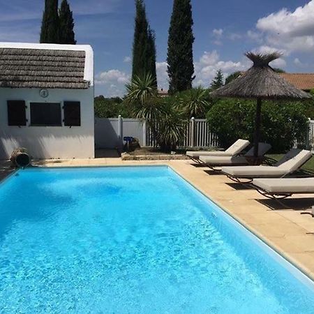 Lou Garbin Hotel Saint-Laurent-d'Aigouze Ngoại thất bức ảnh